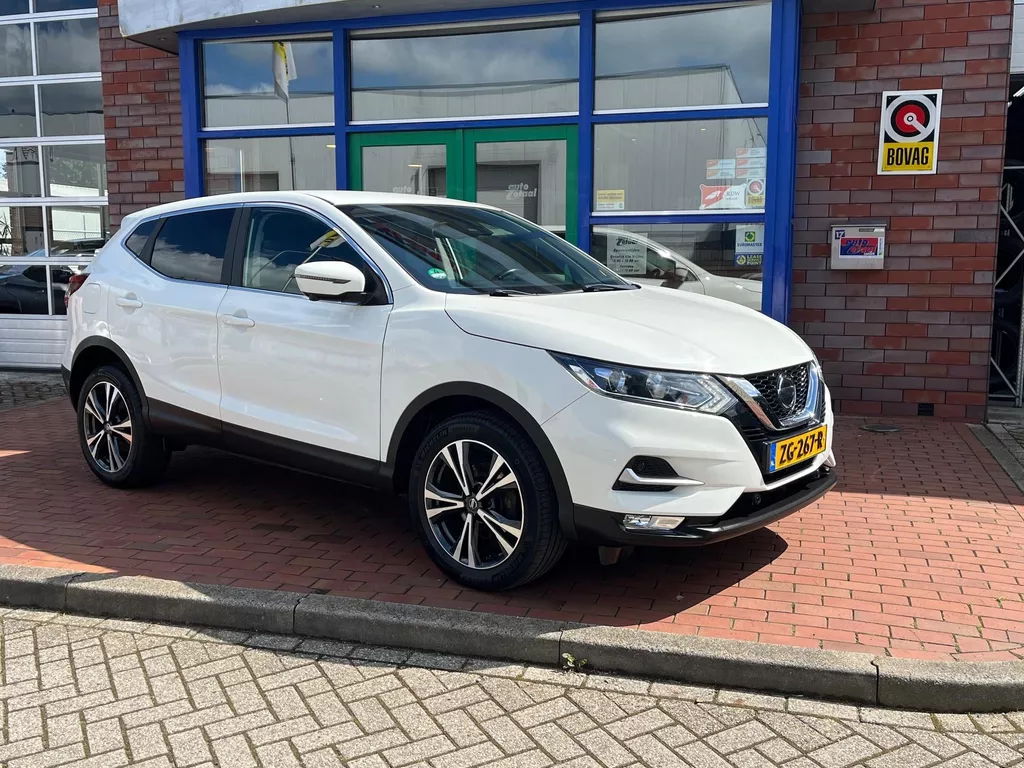 Nissan QASHQAI 1.3 DIG-T N-Connecta